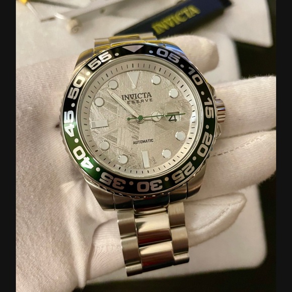 Invicta Reserve 34201 Genuine Meteorite Dial Watch - Picture 2 of 12
